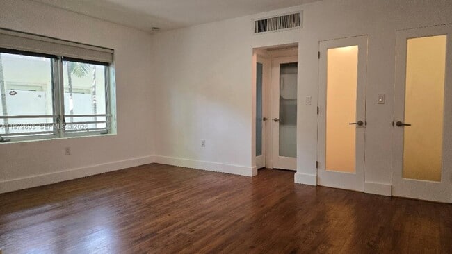 1751 James Ave in Miami Beach, FL - Building Photo - Building Photo