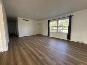 60 Judson Rd in Kent, OH - Building Photo - Building Photo