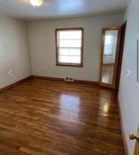 10310 Park Heights Ave in Garfield Heights, OH - Building Photo - Building Photo