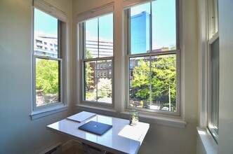 233 W Canton St, Unit 3 in Boston, MA - Foto de edificio - Building Photo