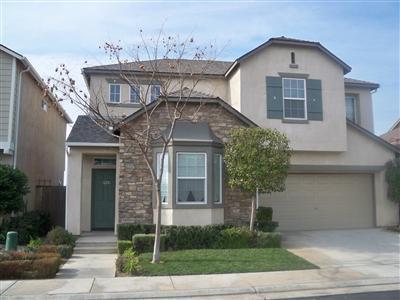 1960 N Tuscany Ln in Clovis, CA - Building Photo