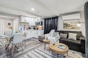 609 Carlsbad St in Spring Valley, CA - Building Photo