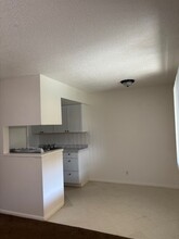 Las Flores Apartments in Brawley, CA - Building Photo - Building Photo