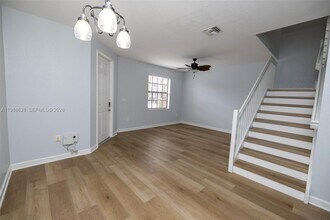 3213 SE 6th St in Homestead, FL - Building Photo - Building Photo