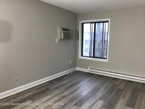 149 Amberly Dr in Englishtown, NJ - Building Photo - Building Photo