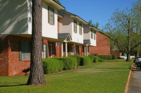 Huntingdon Apartments photo'