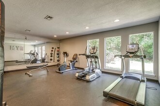 Highland Cove in Waco, TX - Foto de edificio - Building Photo