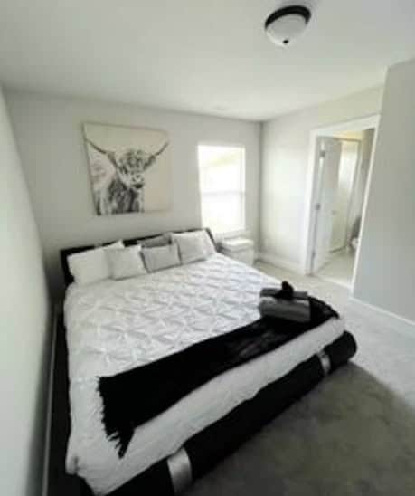 5018 Central Ave in Charlotte, NC - Foto de edificio - Building Photo