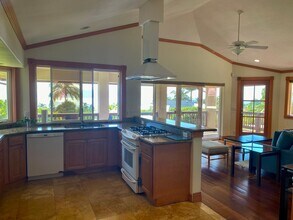 9 Huapala Pl in Lahaina, HI - Building Photo - Building Photo