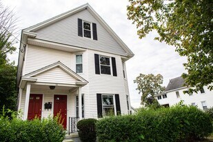 93 George St, Unit Studio in Westfield, MA - Building Photo