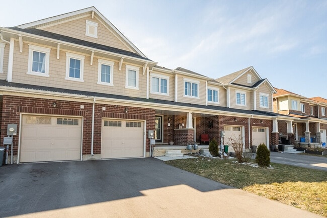 34 Doreen Dr in Thorold, ON - Building Photo - Building Photo