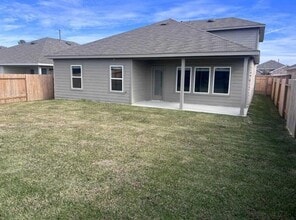 15130 Pr Ml Dr in New Caney, TX - Building Photo - Building Photo