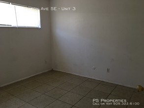 3430 Eastern Ave SE-Unit -Unit 3 in Albuquerque, NM - Building Photo - Building Photo