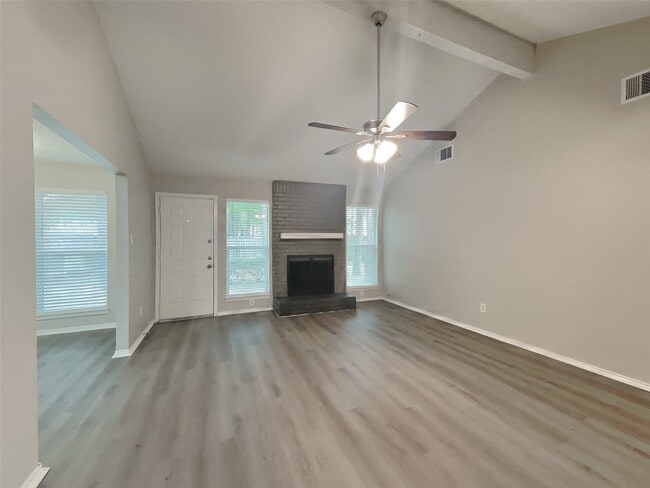 15 S Drifting Leaf Ct in Spring, TX - Building Photo - Building Photo