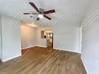 5405 Southlea St photo'