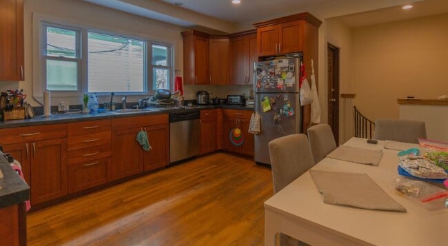 366 Highland Ave, Unit 364-1