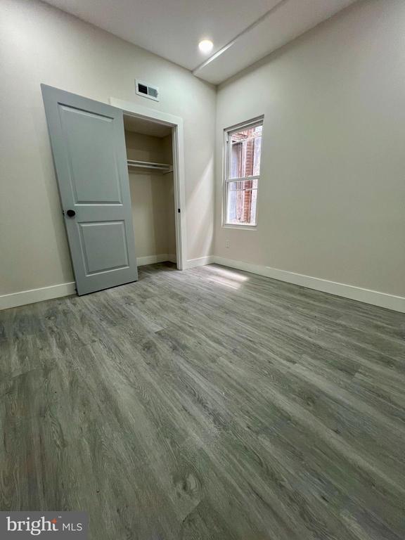 32 S 62nd St in Philadelphia, PA - Building Photo - Building Photo