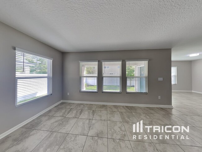 10260 Old Dixie Hwy in Ponte Vedra Beach, FL - Building Photo - Building Photo
