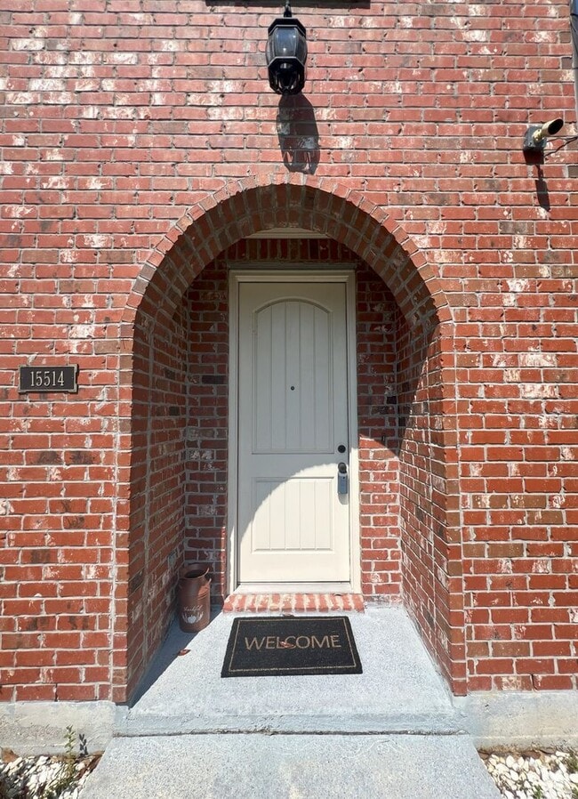 15514 Green Trails Blvd in Baton Rouge, LA - Building Photo - Building Photo