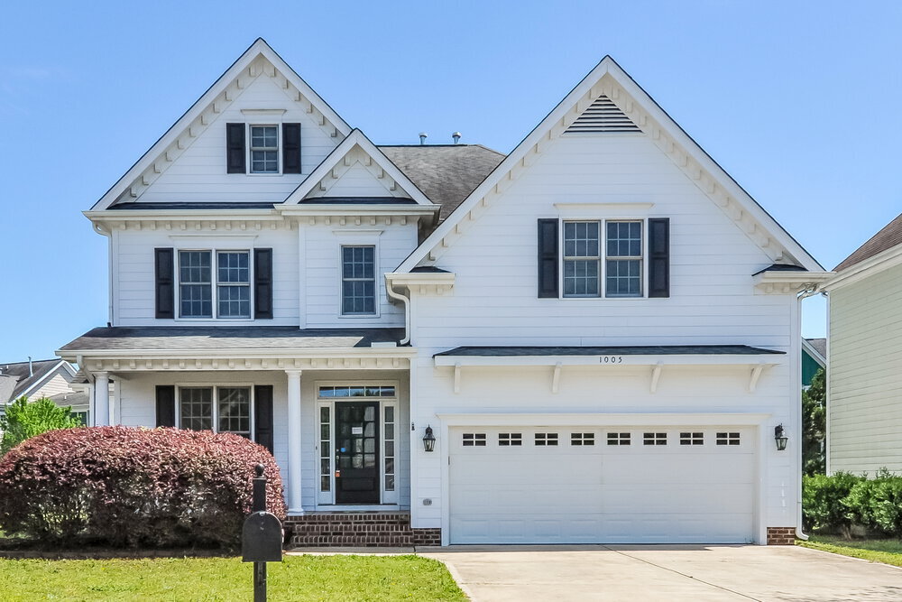 1005 Azalea Cottage Ct in Knightdale, NC - Building Photo