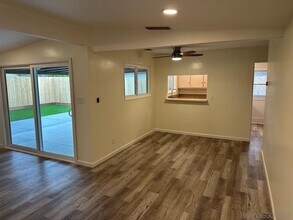 3895 Mt Abraham Ave in San Diego, CA - Building Photo - Building Photo