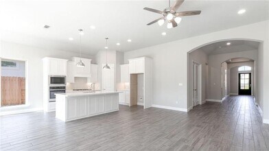 6313 Empresa Dr in Austin, TX - Building Photo - Building Photo