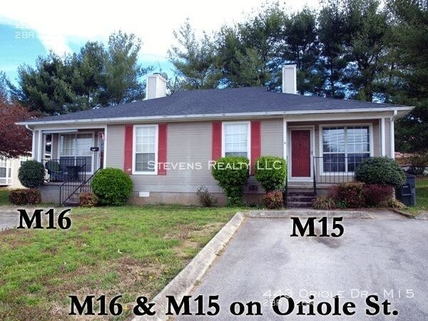 443 Oriole Dr in McMinnville, TN - Foto de edificio