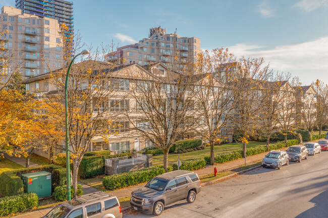 The Connaught at Wellington Mews in Vancouver, BC - Building Photo - Building Photo