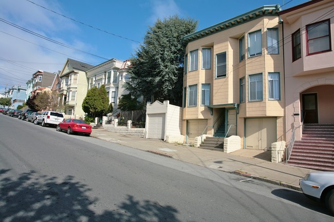 3936 26th St in San Francisco, CA - Foto de edificio - Building Photo