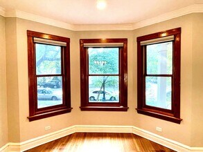 4327 N Damen Ave in Chicago, IL - Building Photo - Building Photo