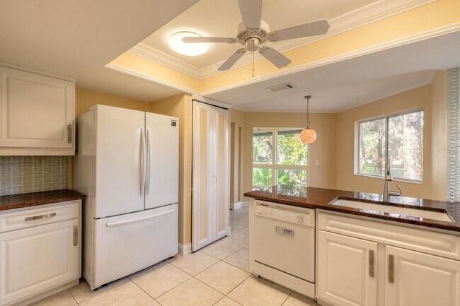 24 Pinehurst Pl in Palm Coast, FL - Building Photo - Building Photo