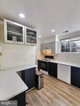 15049 Cherrywood Dr in Laurel, MD - Building Photo - Building Photo