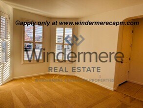 12405 Pawcatuck Way in Rancho Cordova, CA - Building Photo - Building Photo