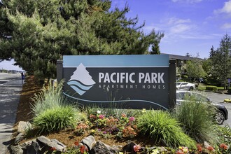 Pacific Park Apartment Homes in Edmonds, WA - Building Photo - Building Photo