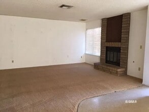 932 Kinnett Ave in Ridgecrest, CA - Building Photo - Building Photo