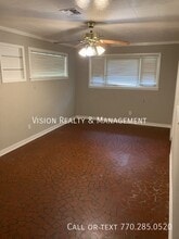 1074 Rosedale Dr in Montgomery, AL - Foto de edificio - Building Photo
