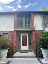 2100 Cheltenham Rd in Columbus, OH - Building Photo - Building Photo