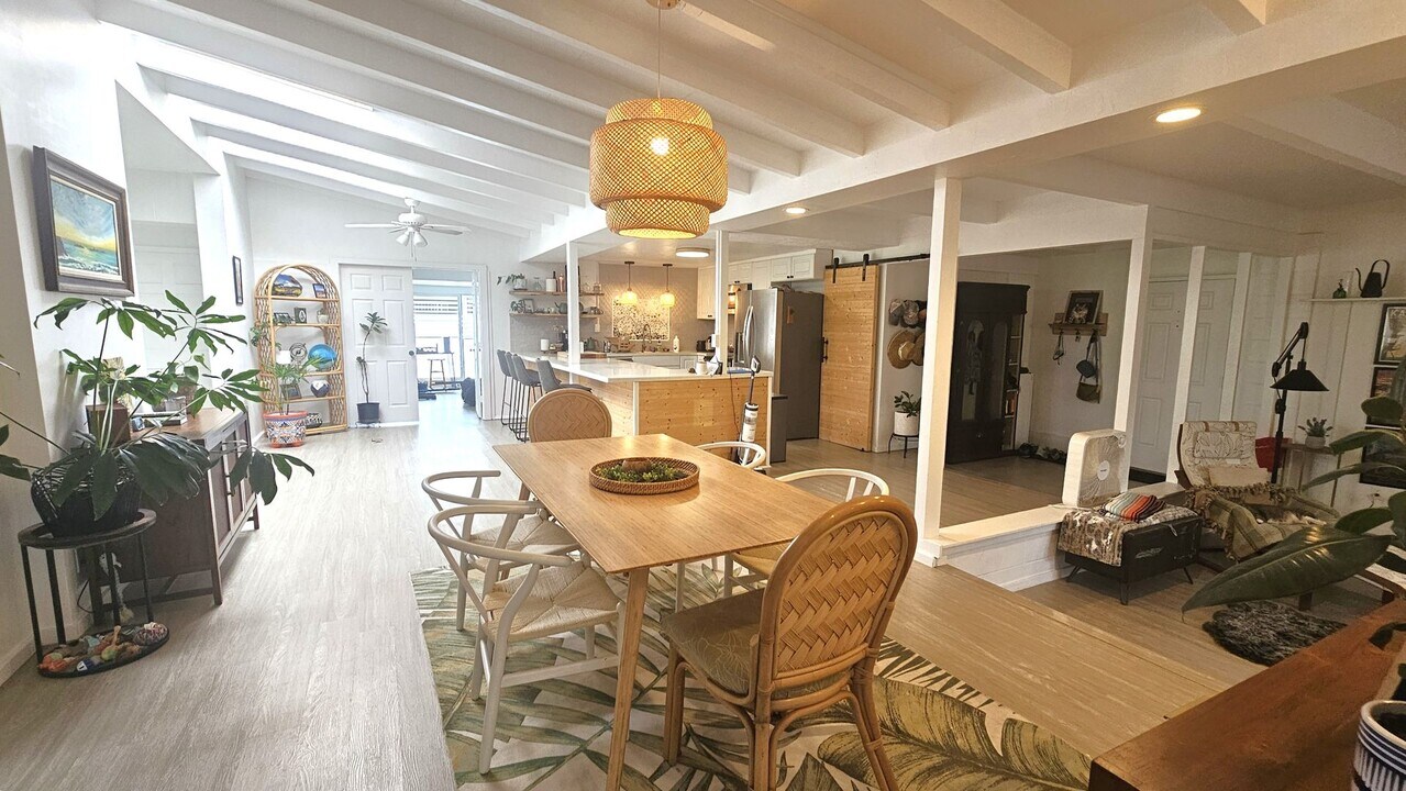 1257 Mokapu Blvd in Kailua, HI - Building Photo