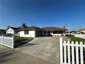 6171 Winslow Dr in Huntington Beach, CA - Building Photo