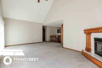 205 N Walker Dr in Raymore, MO - Building Photo - Building Photo