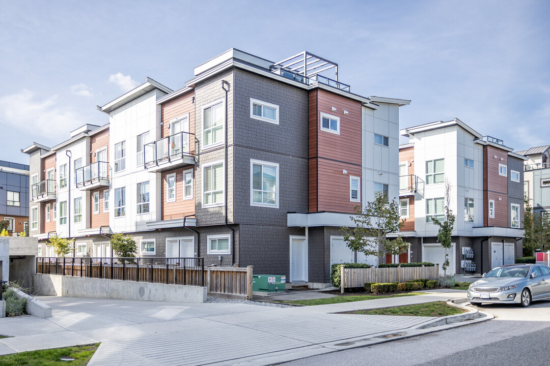 Tandem in Langley, BC - Building Photo