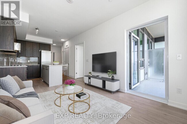 2501-2501 Saw Whet Blvd. in Oakville, ON - Building Photo - Building Photo
