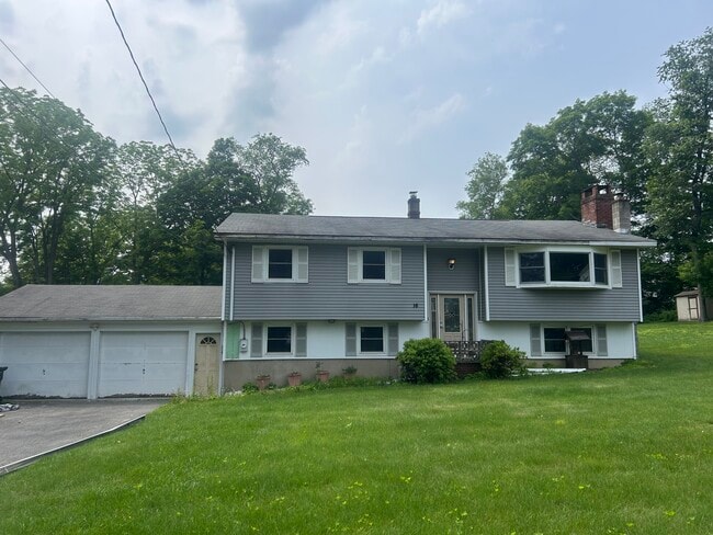 property at 16 Summit Rd