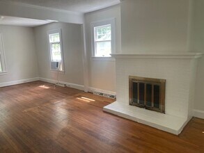 725 Gales Ave in Winston-Salem, NC - Building Photo - Building Photo