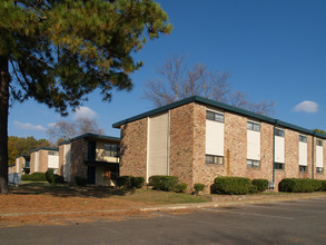 Kimball Cabana Apartments in Memphis, TN - Foto de edificio - Building Photo