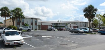 San Marco Apartments in Pompano Beach, FL - Building Photo