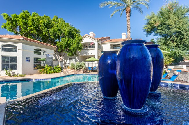 Carlyle Townhomes in Phoenix, AZ - Foto de edificio - Building Photo