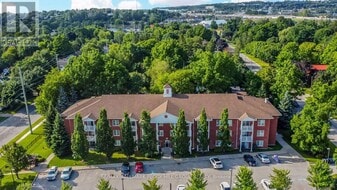 49 Jacobs Terrace in Barrie, ON - Building Photo