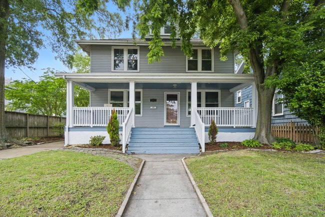 5611 Hampton Blvd in Norfolk, VA - Building Photo - Building Photo