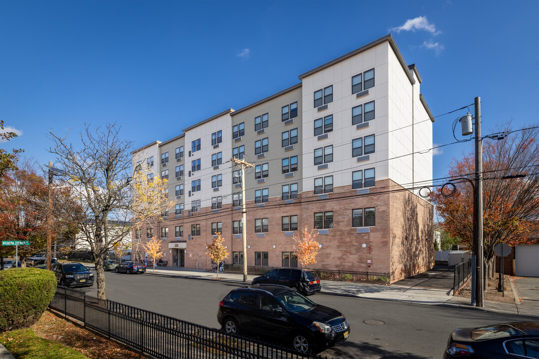 Jelliff Senior in Newark, NJ - Building Photo